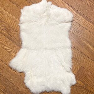 #0653 rabbit pelt